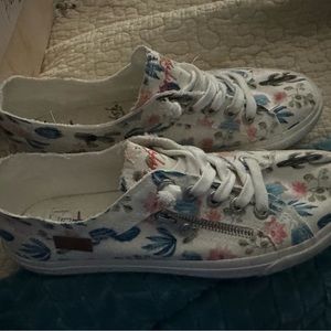 Size10 brand new blowfish Malibu